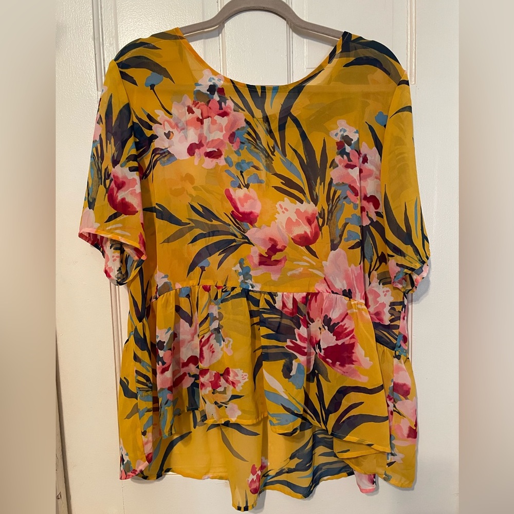 Gibson ⭐️ Latimer Women’s blouse size L